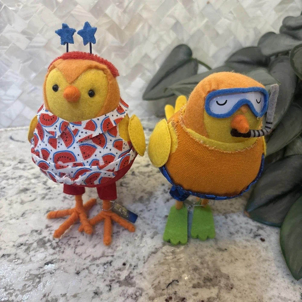 Target Birds Diver & Mellie 2023 Summer Featherly Sun Squad Pool Party Decor